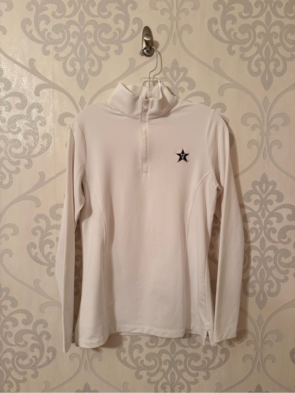 Peter Millar Vandy White Long-Sleeve Quarter-Zip Top with Star Logo